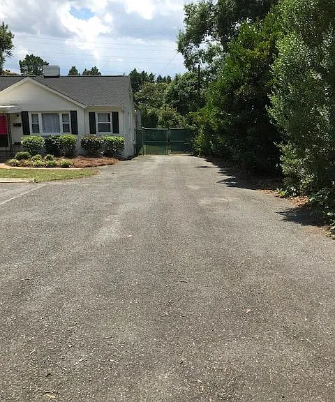3900 Miriam Dr — Photo 16