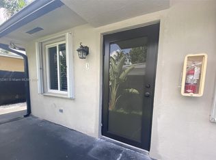 2471 SW 10th St APT 3, Miami, FL 33135