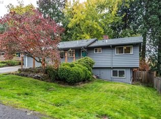 6428 SW Radcliff St, Portland, OR 97219