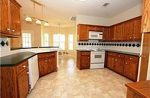 3rd image of 102 Foust Dr
