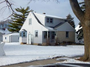 2651 S 70th St, Milwaukee, WI 53219