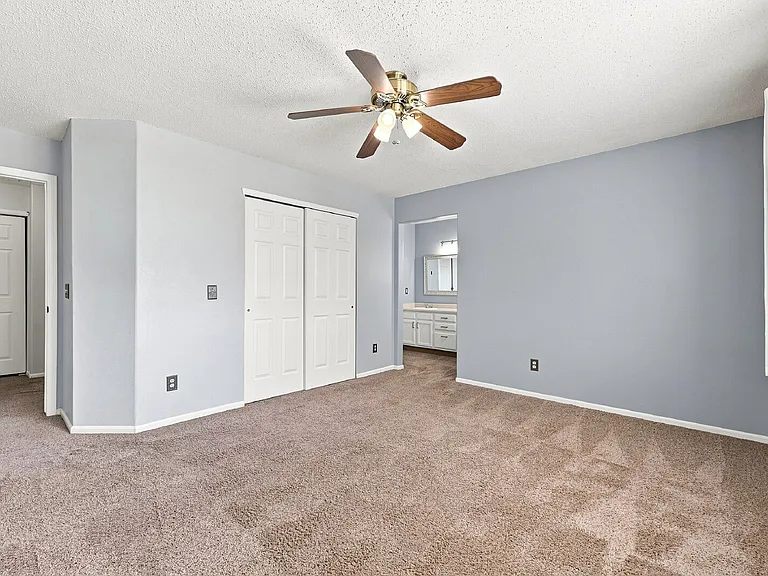 9468 Pony Gulch Way — Photo 13