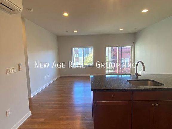 2nd image of 3862-68 Lancaster Ave Unit 307