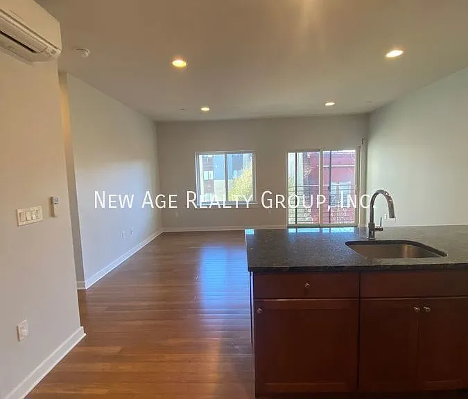 3862-68 Lancaster Ave #307 — Photo 2