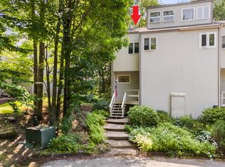 33 Fairway Dr, Sunapee, NH 03782