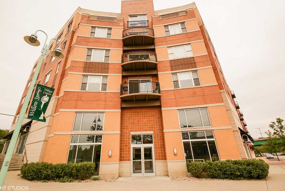 1st image of 300 Village Cir Unit 403