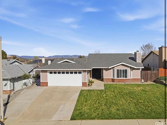 3rd image of 1320 El Rancho Dr