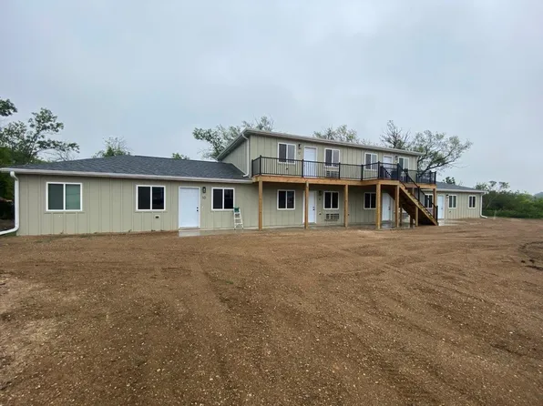SunHill Bryant, 312-313 E 2nd Ave #62f57780e, Bryant, SD 57221