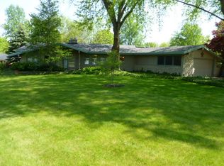 1302 E Riding Mall, South Bend, IN 46614