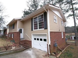 1504 Edinburgh Dr, Tucker, GA