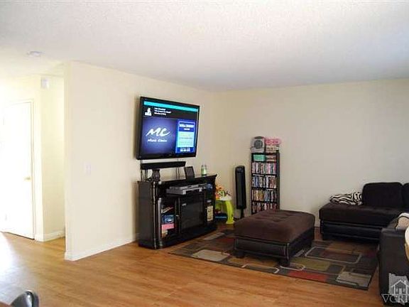 3rd image of 414 Palm Ave