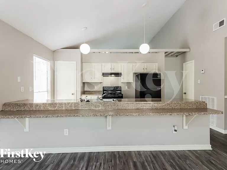 13830 Walnut Hollow Ln — Photo 7