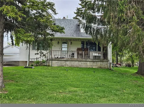 127 Langner Rd, Buffalo, NY 14224