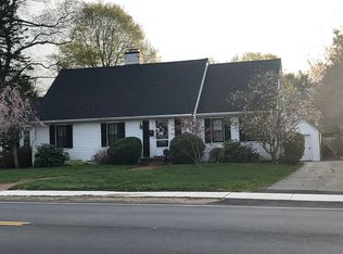 407 Common St, Walpole, MA 02081