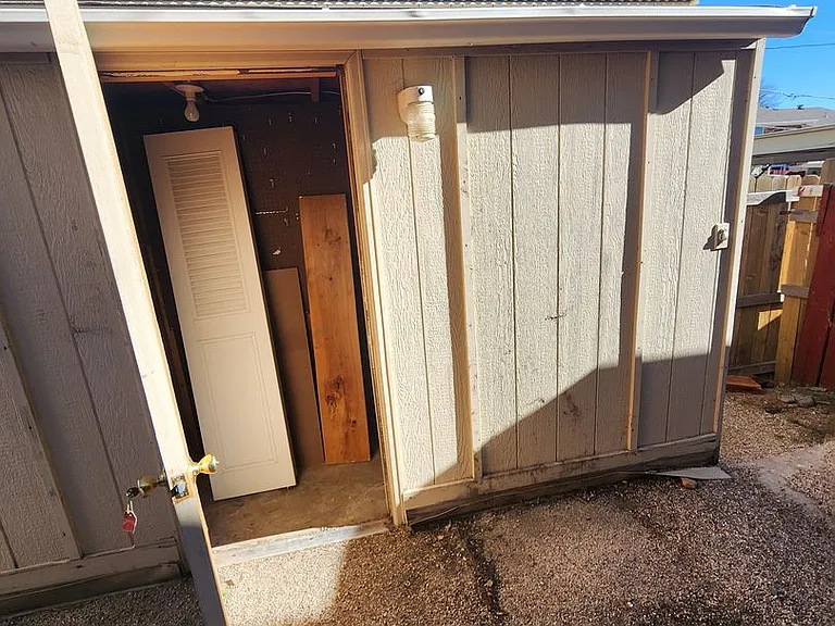 8712 Mariposa St — Photo 22