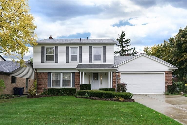 1st image of 3292 Bluett Dr