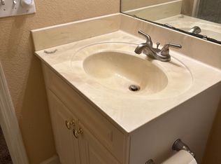 6526 La Mirada Dr E, Jacksonville, FL 32217
