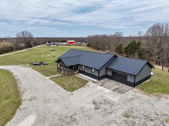 4th image of 92 Pogue Drive