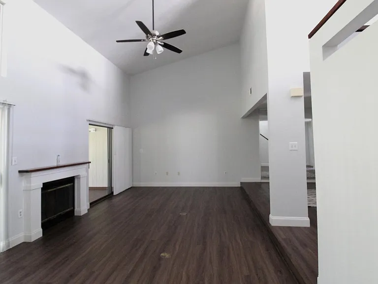 114 Gleneagles Dr — Photo 5