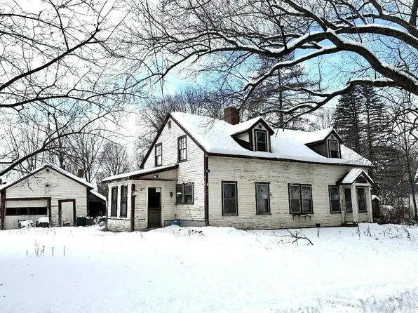 52 School Street, Kingfield, ME 04947