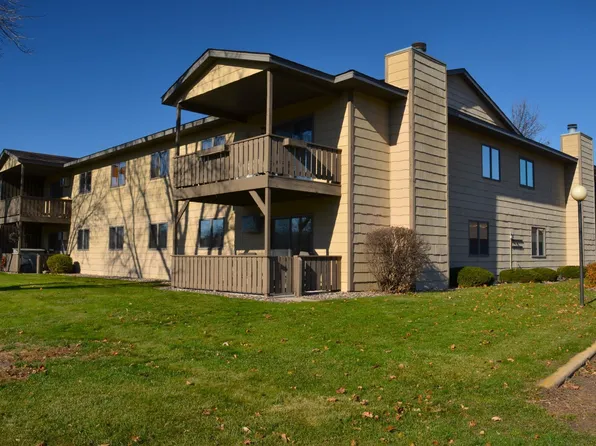 1806 Pioneer Rd #112, Red Wing, MN 55066