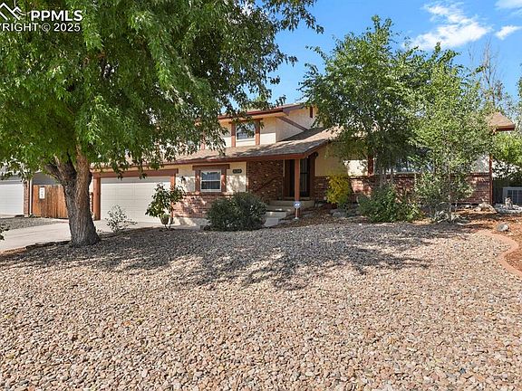 5th image of 5120 Escapardo Way