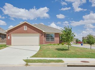 2108 Mary Ella Dr, Leander, TX 78641