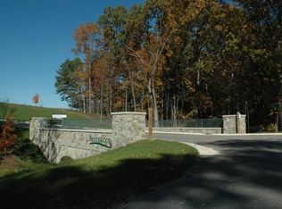 6886 Bridgewood Hills Dr, Dexter, MI 48130