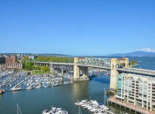 1625 Hornby St #1702, Vancouver, BC V6Z 2M2
