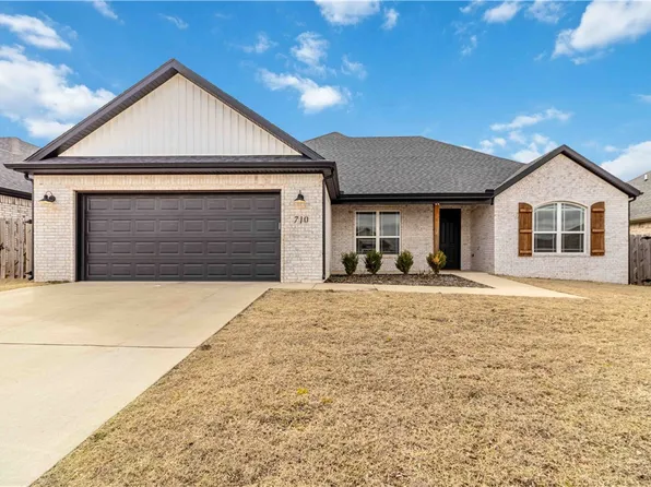 710 Copper St, Lowell, AR 72745