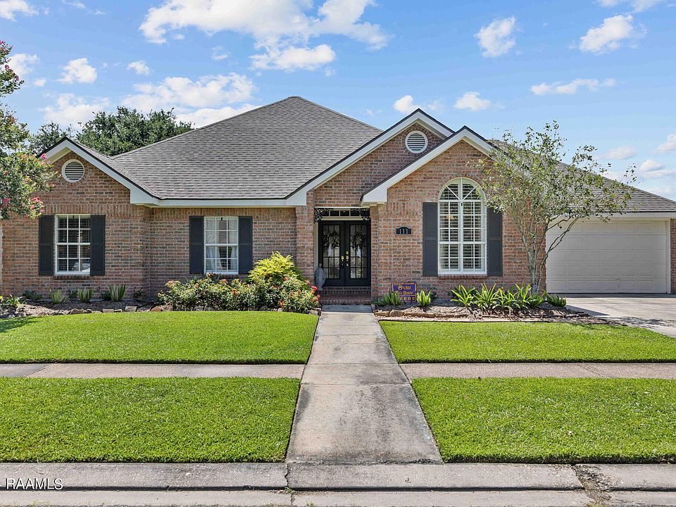 1st image of 111 Whitebark Dr