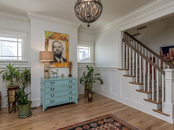 5th image of 221 S Ashland Ave