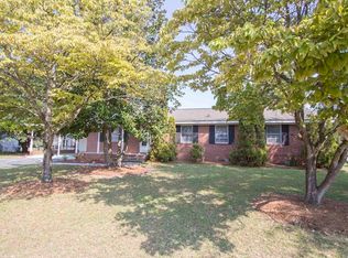 304 Oakwood Dr, Lexington, SC 29073