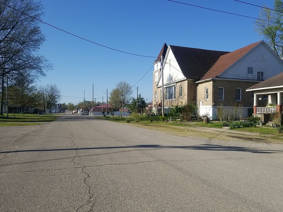 315 N Locust St, Dexter, MO 63841 Zillow
