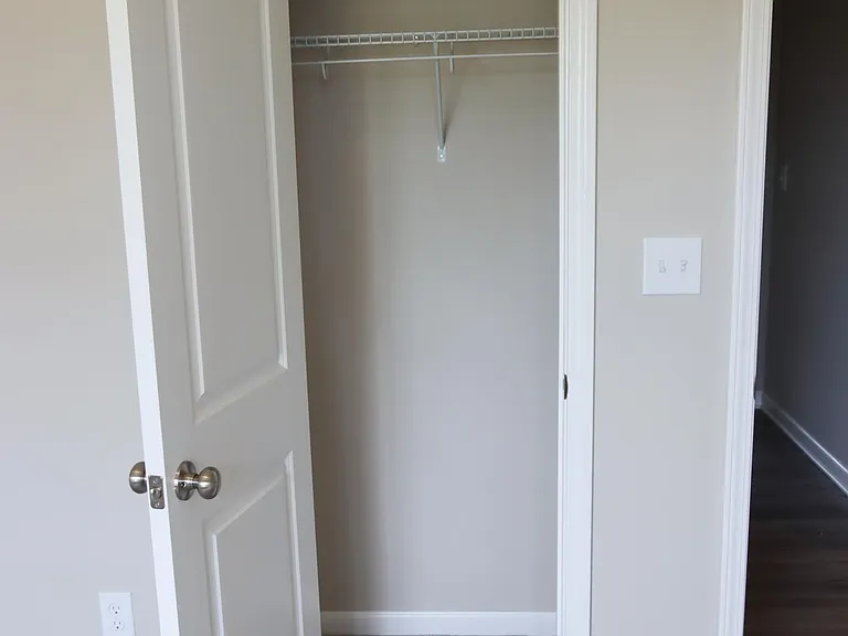 322 Briarwood Ln — Photo 29