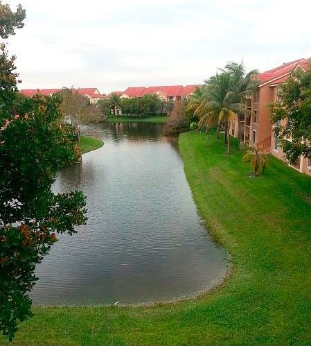 1st image of 124 Villa Cir #124