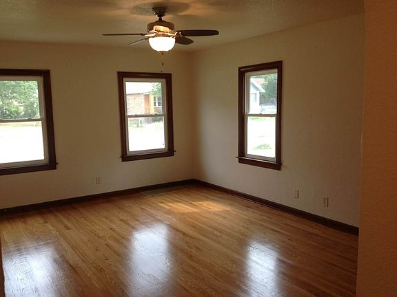 5th image of 2750 Elkhart St