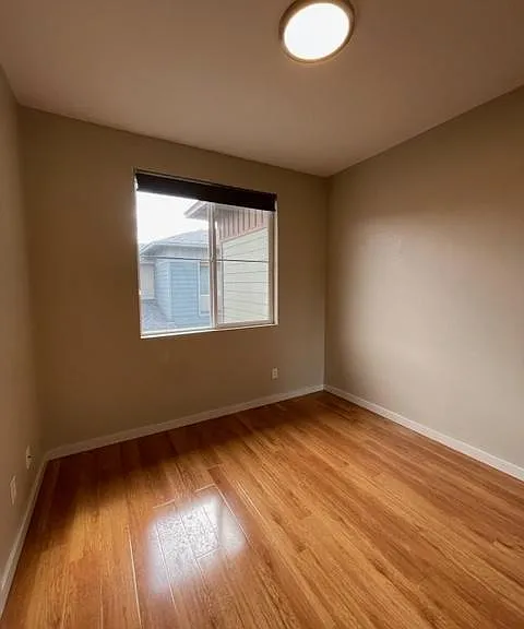 884 N 8th St — Photo 10