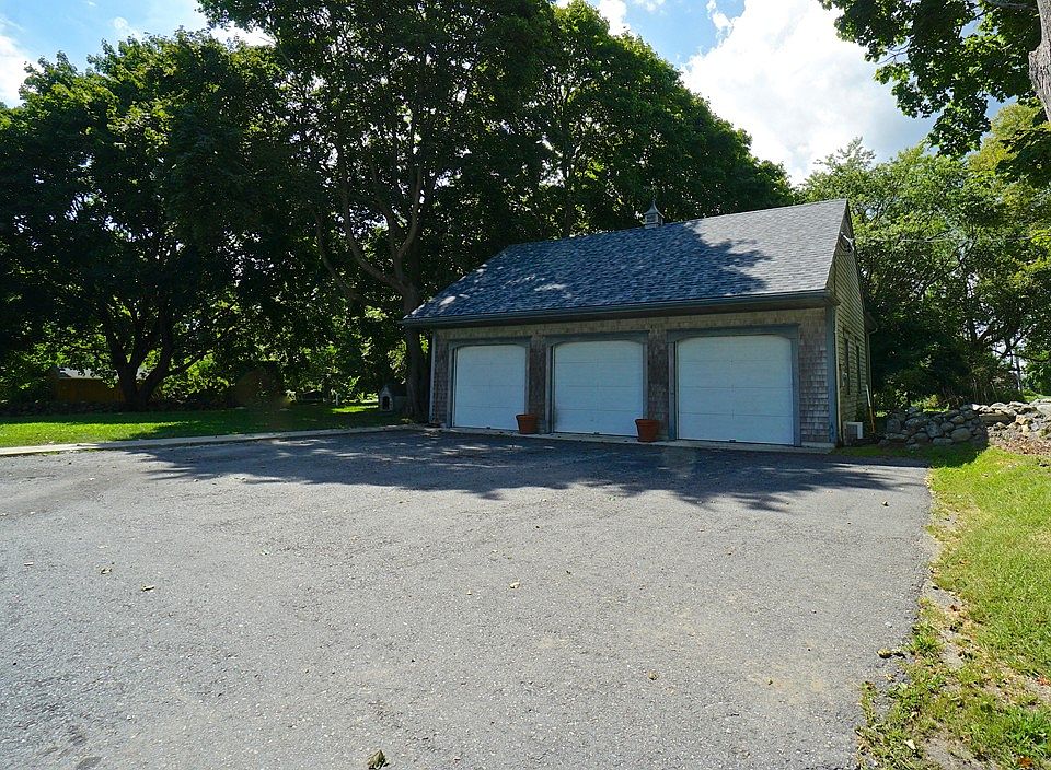 903 Gardners Neck Rd, Swansea, MA 02777 Zillow