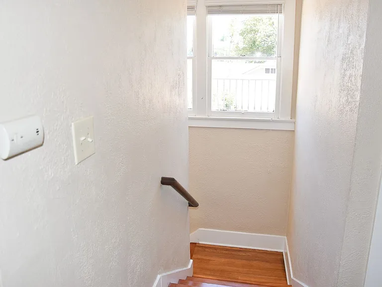 169 N Harwood St — Photo 14