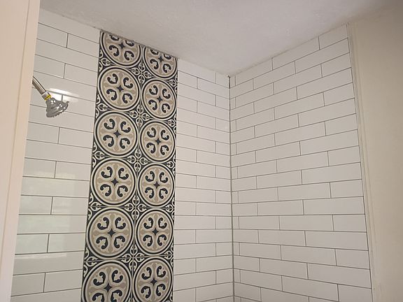 5th image of 2103 Truman St