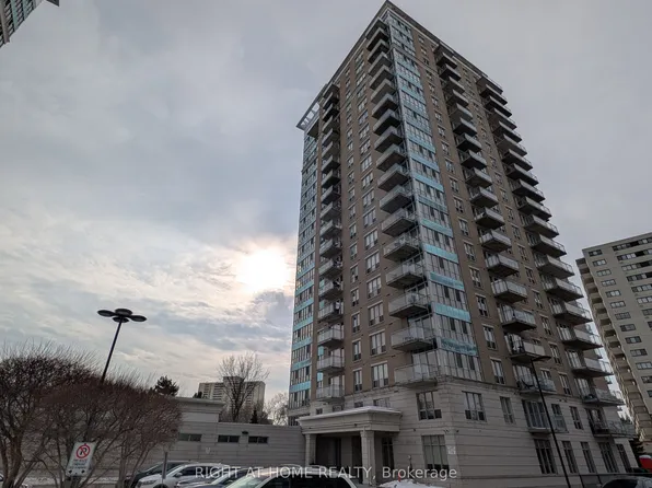 70 Landry St #1804, Ottawa, ON K1L 0A8