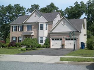 32 Kulp Rd E, Chalfont, PA 18914