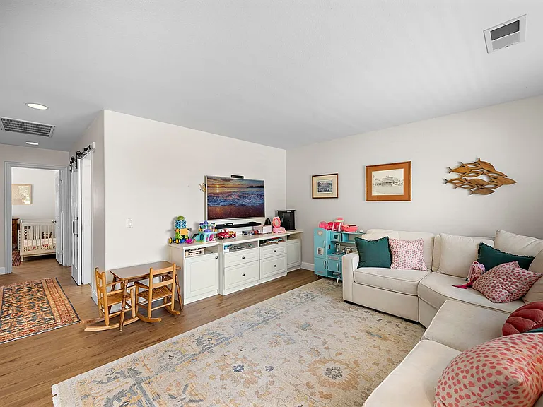 1785 Clover Tree Ct — Photo 20