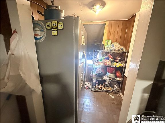 5th image of 9456 North Rd