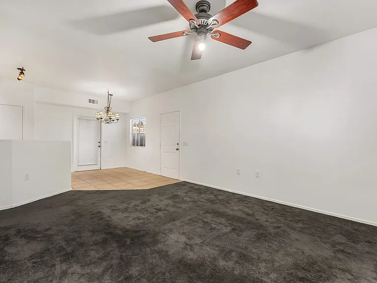 10245 S Maryland Pkwy #176 — Photo 8