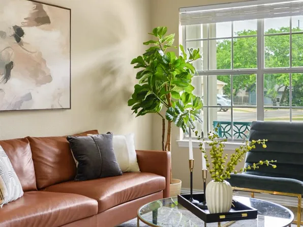 2632 Century Park Blvd Unit 34, Austin, TX 78727