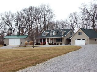 817 County Road 400 E, Norris City, IL 62869