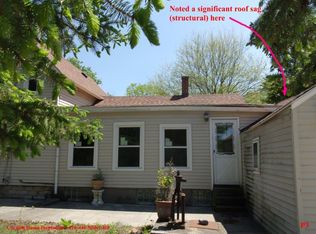 22935 Sibley Rd, Brownstown, MI 48193