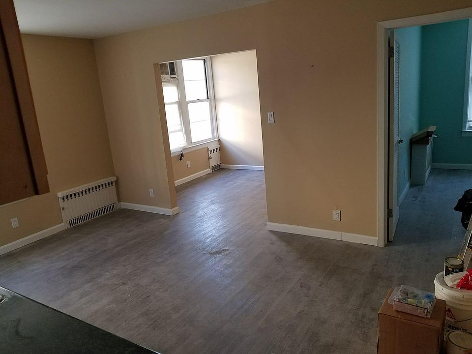 1st image of 1748 E 15th St #2A